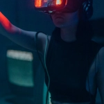 Современные игровые автоматы с футуристическим дизайном и цифровыми технологиями